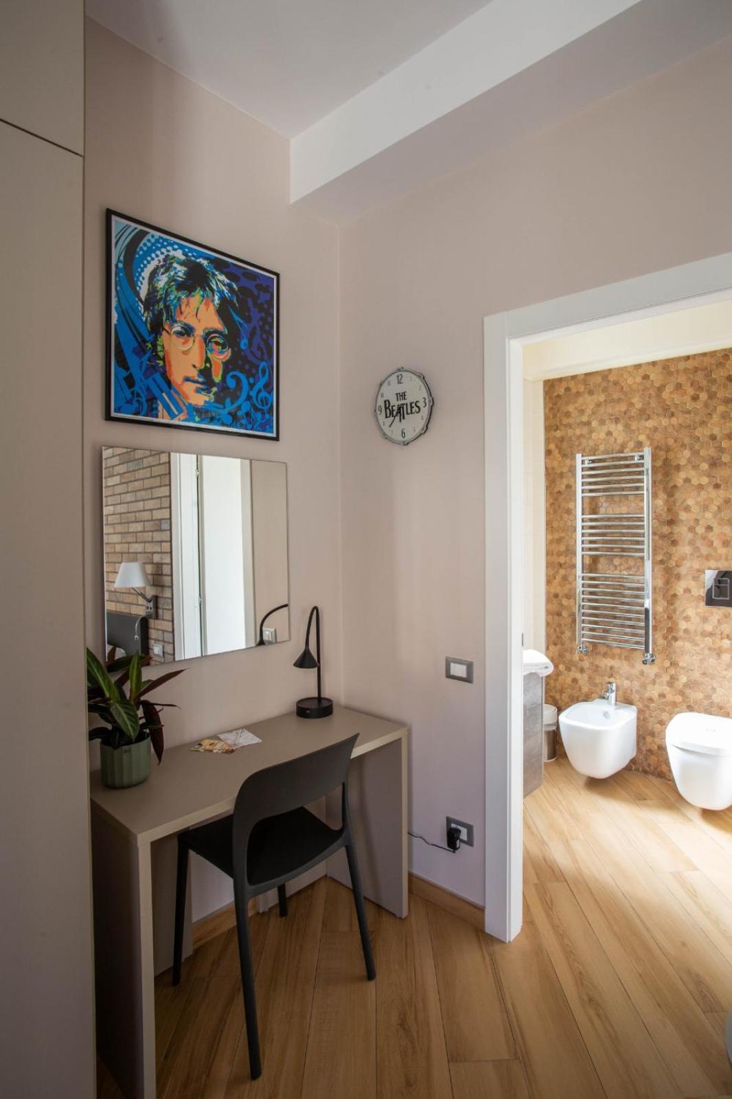 Little Rock Guest House Gaeta Ngoại thất bức ảnh
