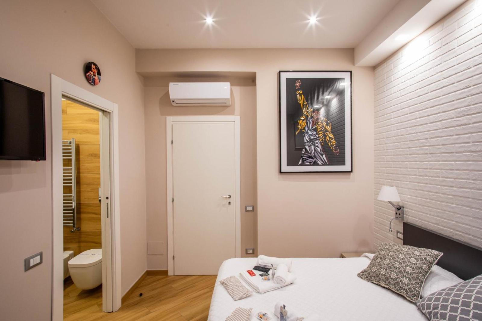 Little Rock Guest House Gaeta Ngoại thất bức ảnh