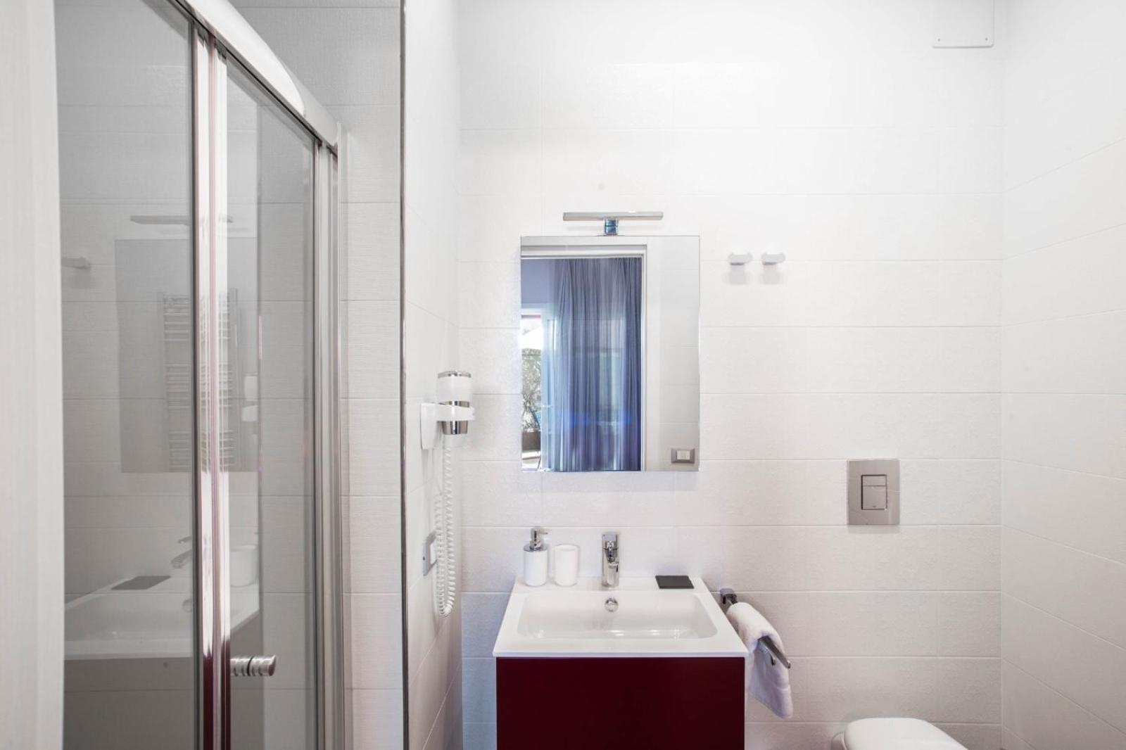 Little Rock Guest House Gaeta Ngoại thất bức ảnh