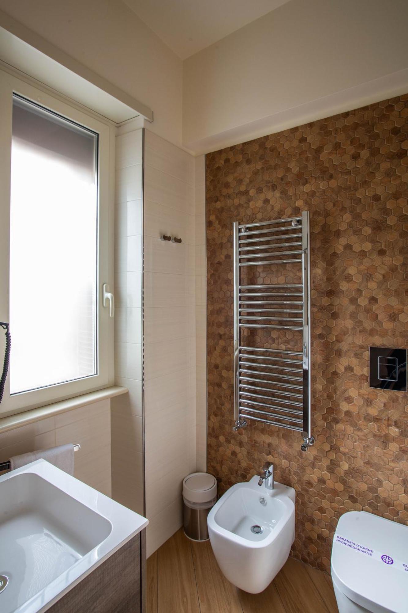 Little Rock Guest House Gaeta Ngoại thất bức ảnh